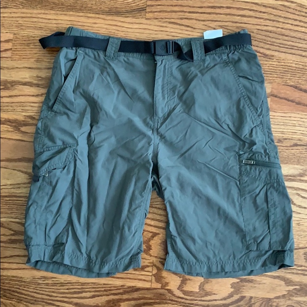 Columbia Omni-Shade Shorts (Olive Green)
